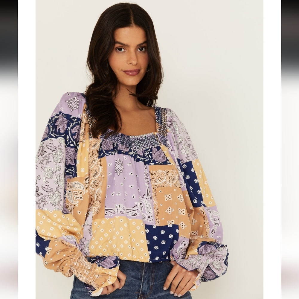 🩷Wrangler Retro Women's bandana patchwork print long sleeve crop top